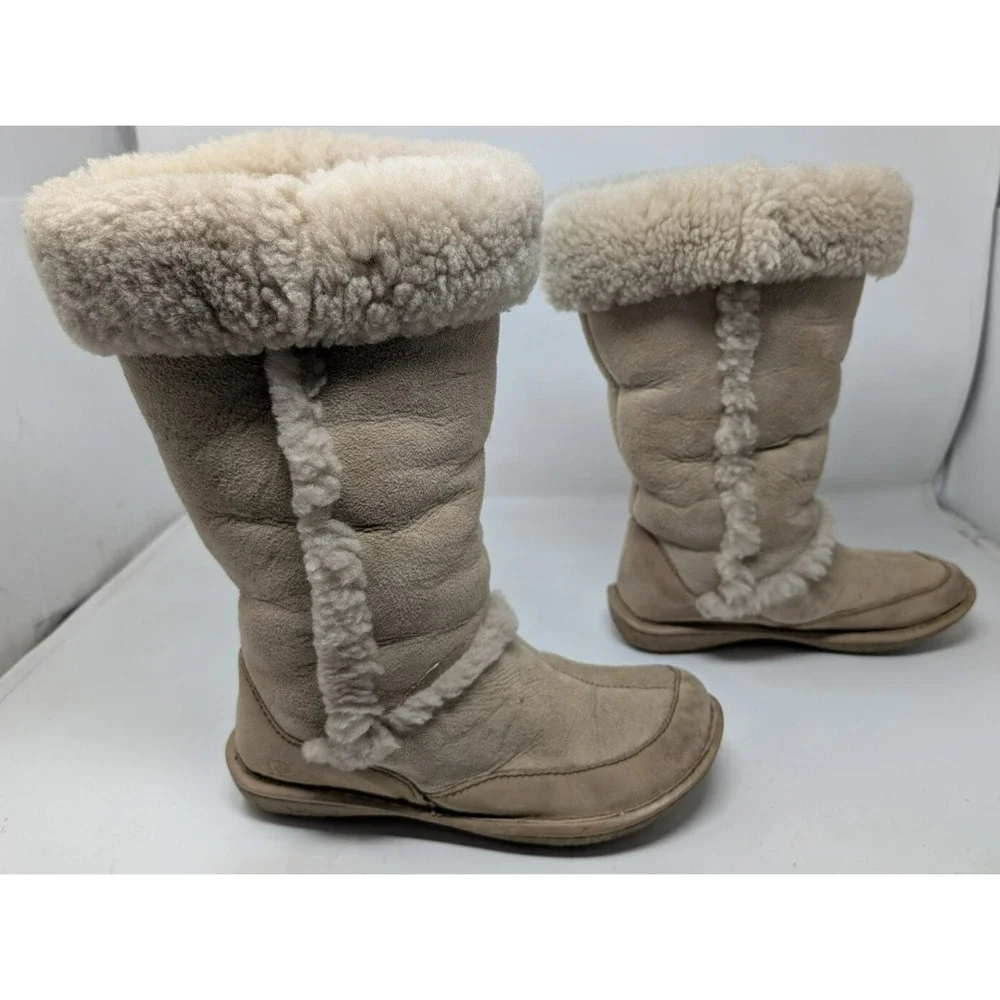 BORN Sheepskin Shearling Boots Women's Size 7 Suede Shilo W01295 Sheepskin VTG‎